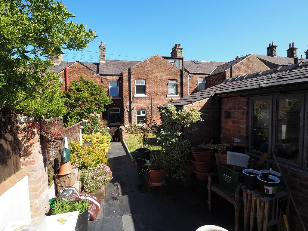 48 Church Road, New Mills, High Peak, Derbyshire, SK22 4NU Sutherland